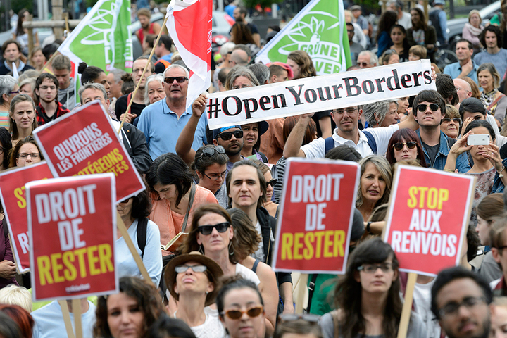 Europa: miles marchan en apoyo a refugiados