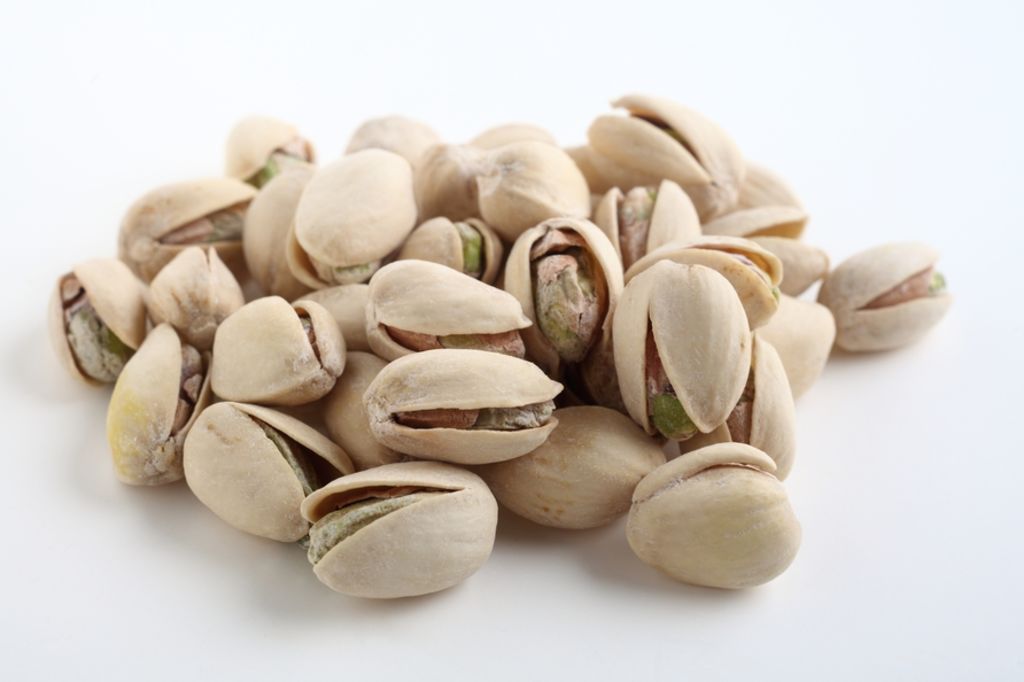 Nueces, pistaches y cacahuates disminuyen muerte cardiovascular