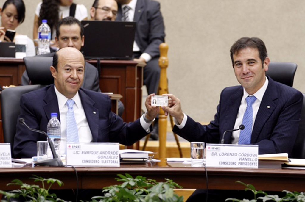 Insiste INE en pérdida de registro de PT y Partido Humanista