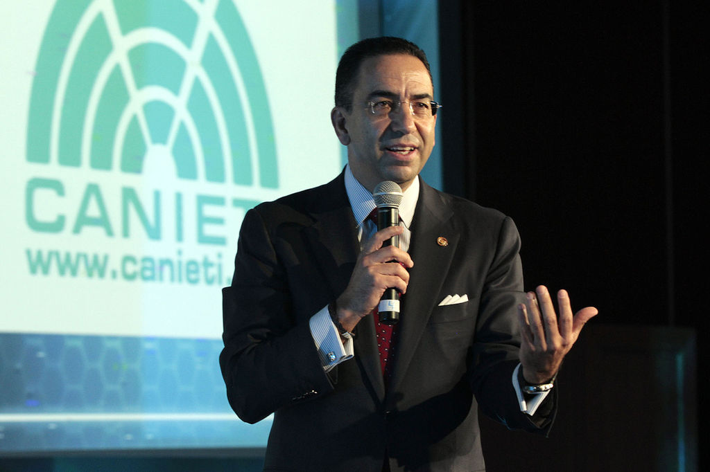 Aeropuerto de AMLO, una aberración: Lozano