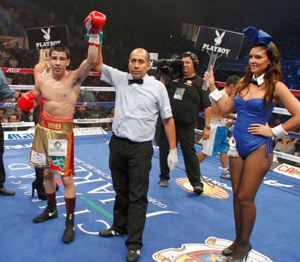 'Traviesito' Arce busca triunfar en el boxeo profesional