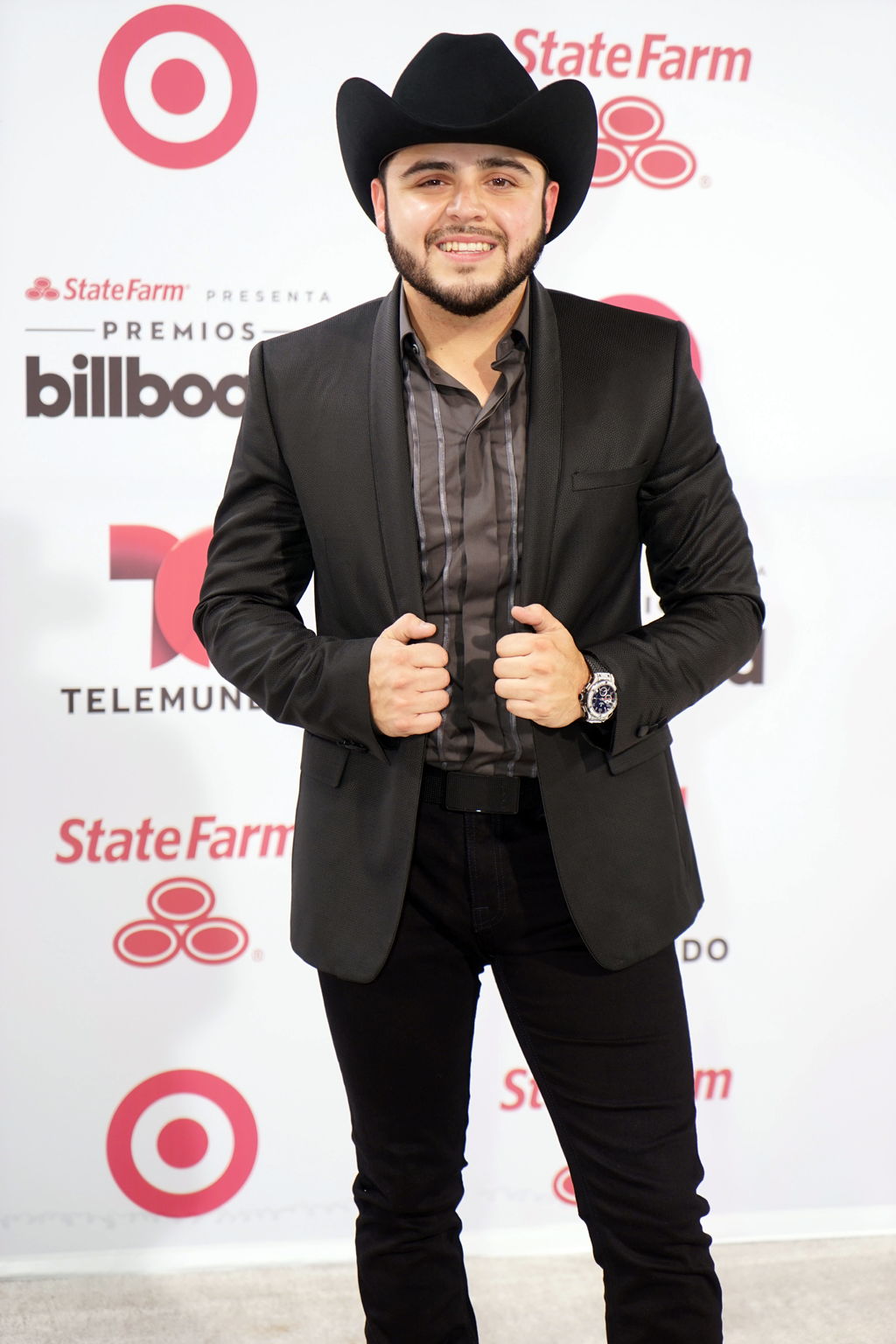 Gerardo Ortiz presenta película Como un sueño