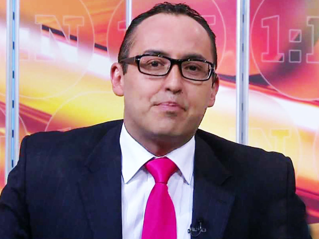 Aseguran que Loret despidió a Mauricio Clark por recaer en drogas