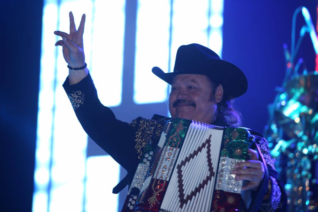 Ramón Ayala recibirá 2016 con nuevo disco