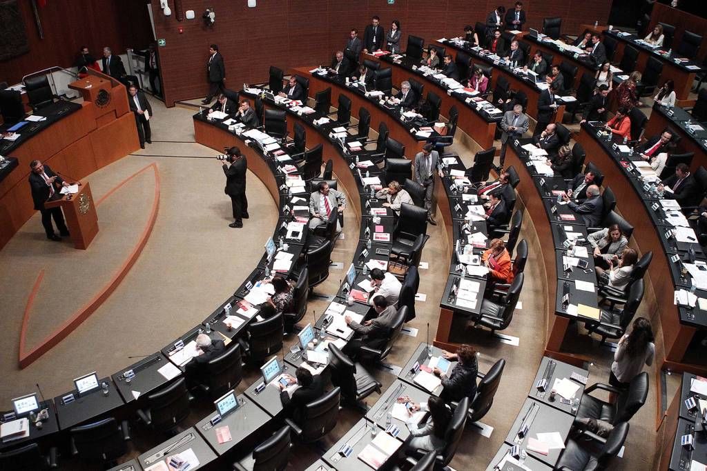 Senadores del PAN piden no avalar reforma política del DF