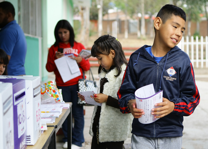 Niños no confían en gobernantes