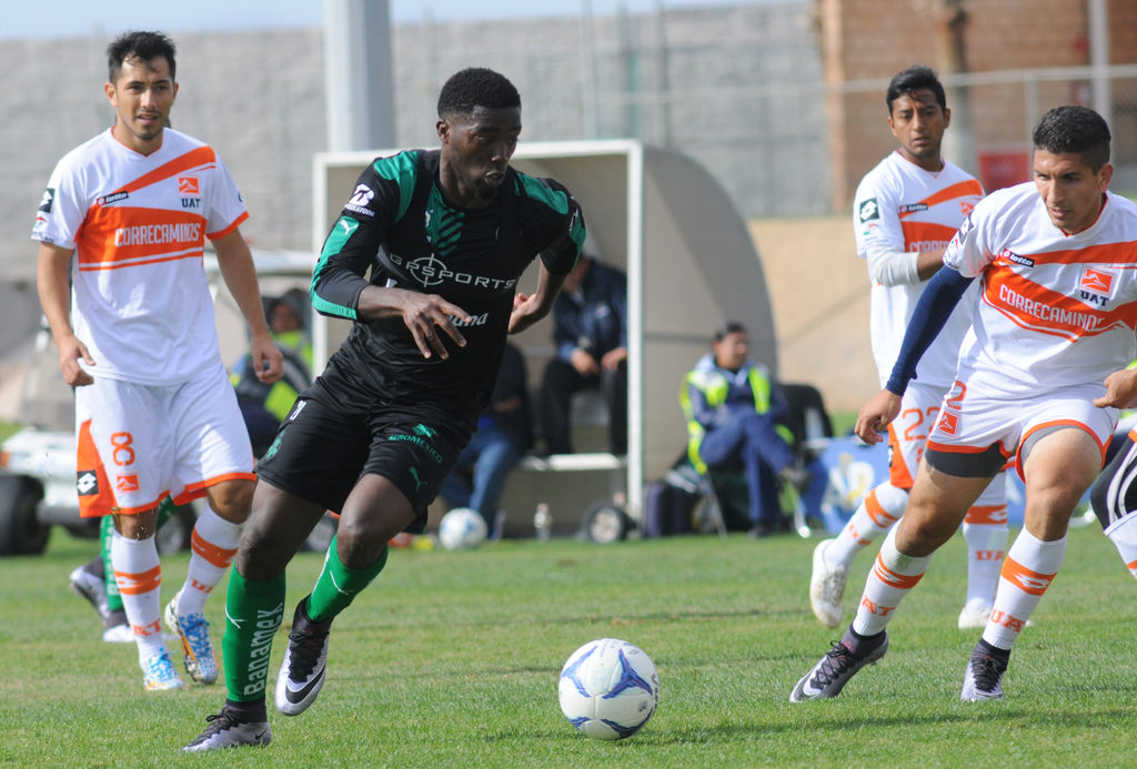 Santos sigue con paso perfecto en amistosos; vence a Correcaminos