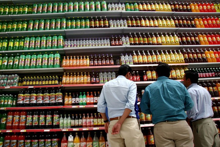 Impuesto bajó 12% el consumo de refresco