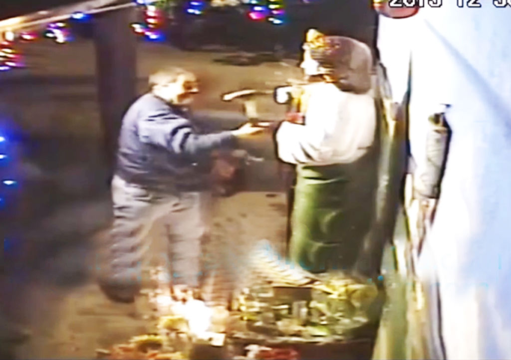 Buscan sujeto que destruyó estatua de San Judas Tadeo