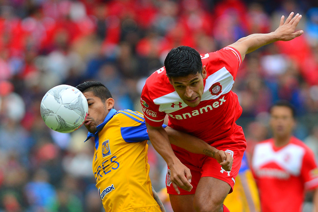 Toluca vence 1-0 al campeón Tigres