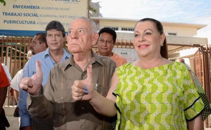 Agradece Lety Herrera apoyo tras muerte de su padre