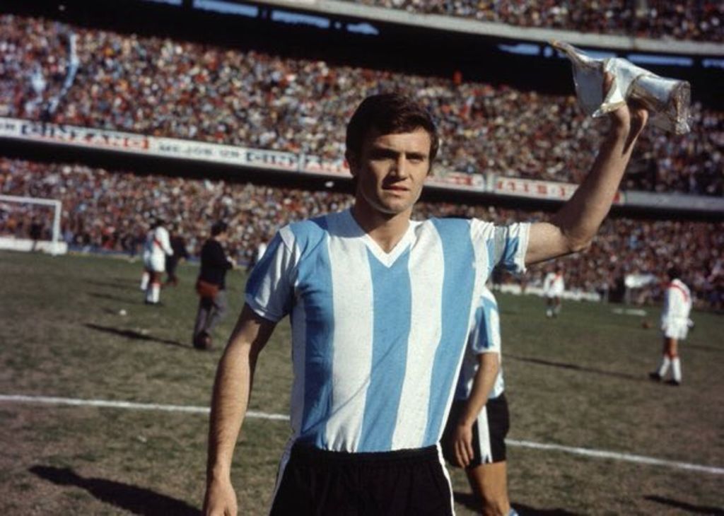 Fallece Roberto Perfumo, 'el Mariscal' argentino de los mundiales