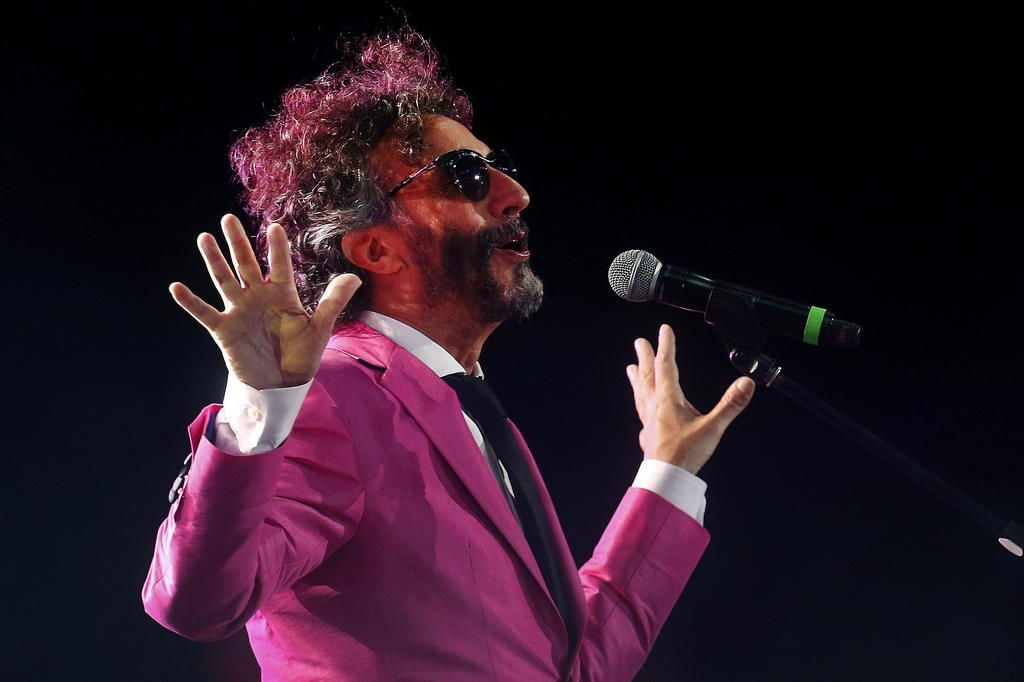 1963: Ve la primera luz Fito Páez, popular cantautor argentino