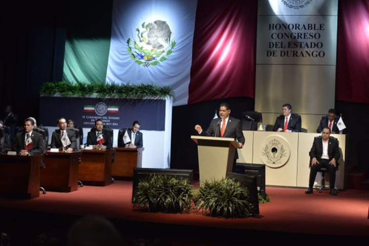 Presenta JHC último Informe de Gobierno