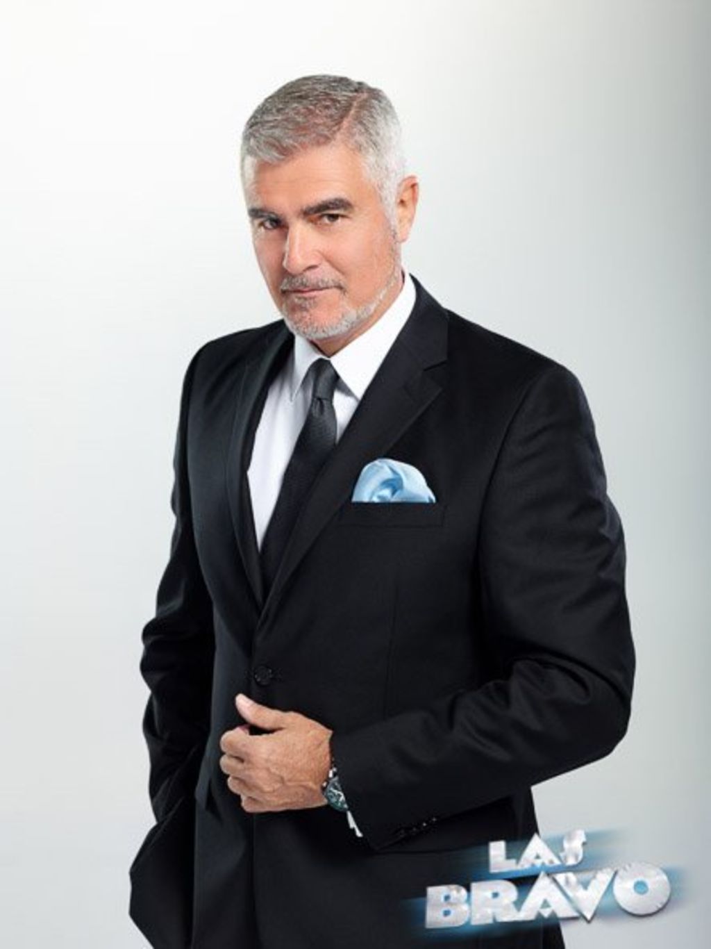 Espera Saúl Lisazo oferta de trabajo en México