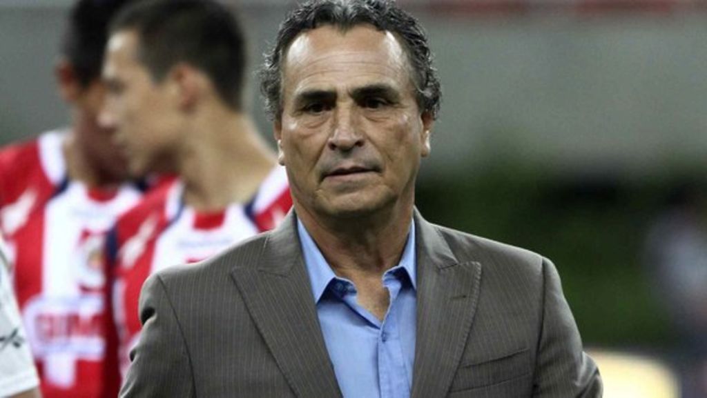 Sale José Luis Real de Chivas