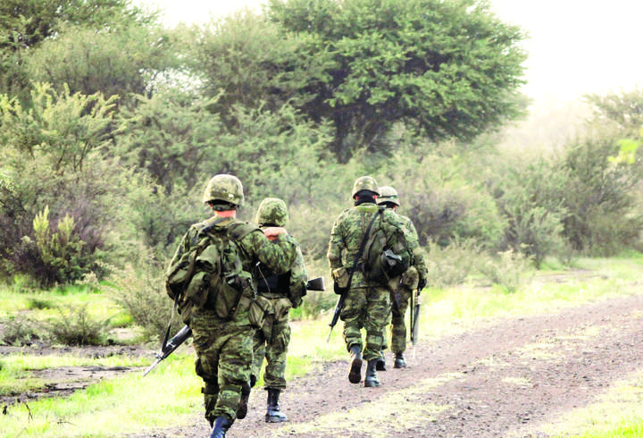 De la sierra, sale la droga por aire
