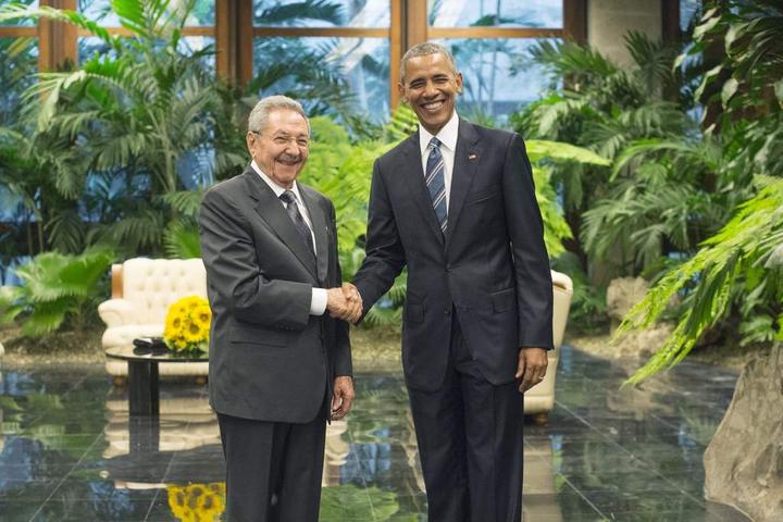 Recibe Raúl Castro a Obama en Palacio de la Revolución