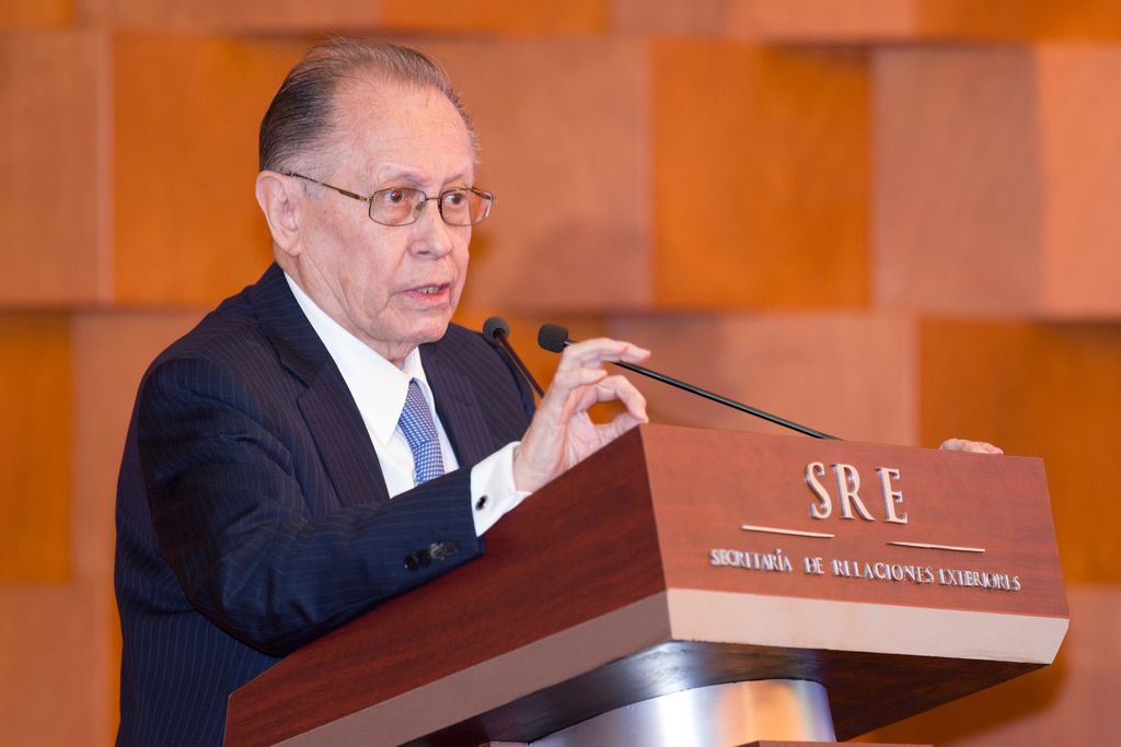 Muere excanciller Fernando Solana Morales