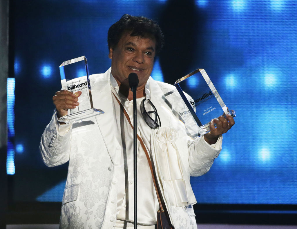 Gana Juan Gabriel el Billboard latino a disco Top Latin