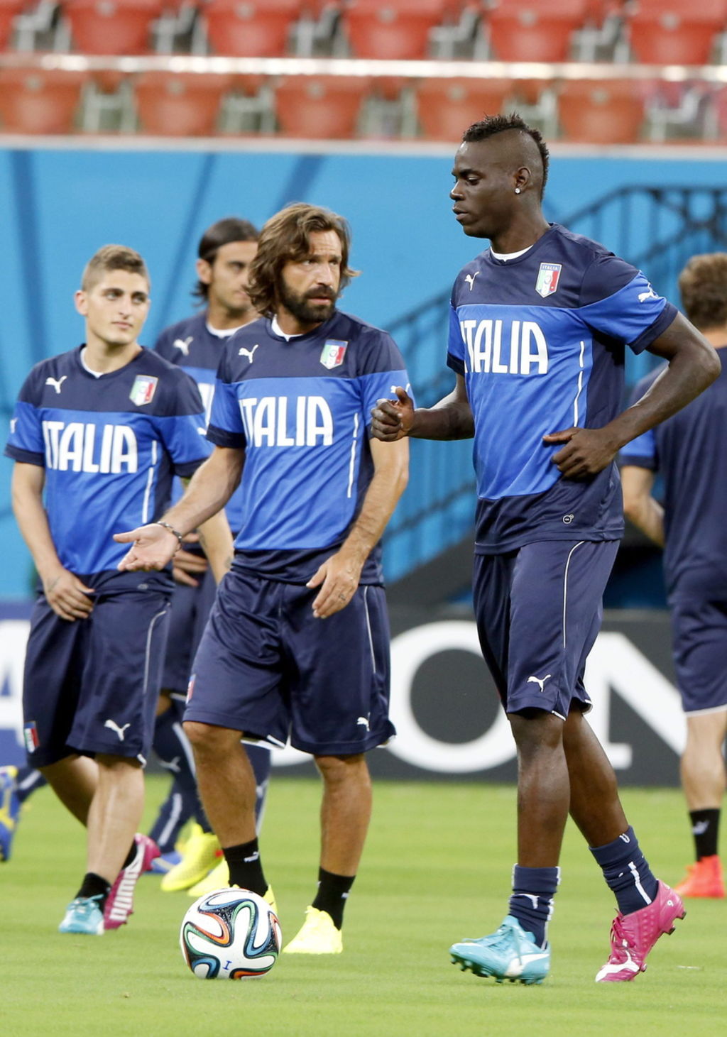 Antonio Conte corta de lista a Pirlo y Balotelli para Euro 2016