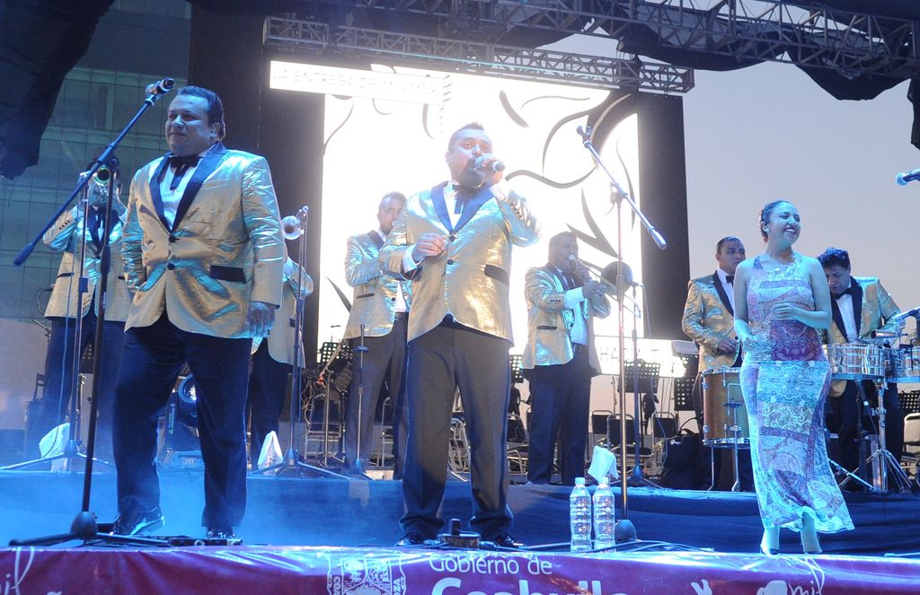 Estrenarán Los ángeles Azules su tema La cumbia del infinito