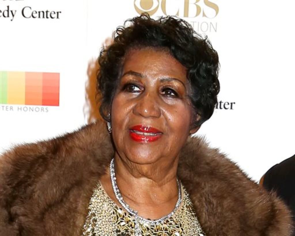 Recuerda Aretha Franklin a su amigo Muhammad Ali