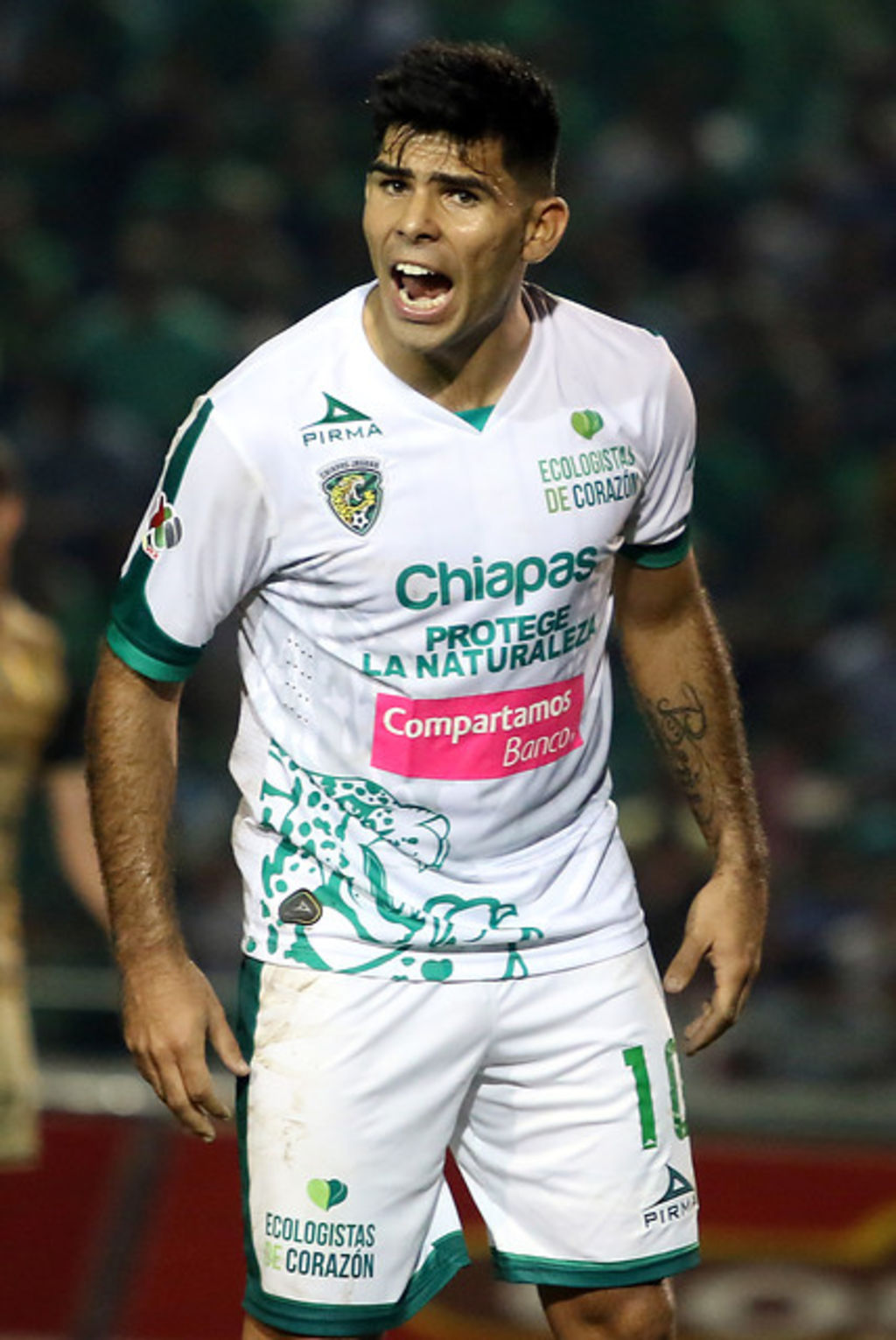 Oficializan llegada de Silvio Romero al América