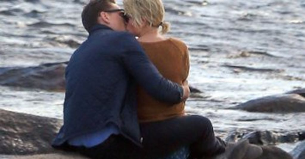 Captan a Taylor Swift besando a Tom Hiddleston