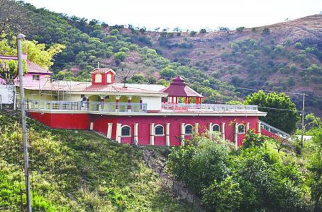 Saquea comando casa de madre del 'Chapo'