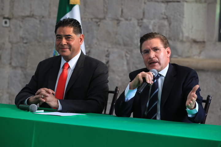 Adelantan JHC y Aispuro entrega-recepción