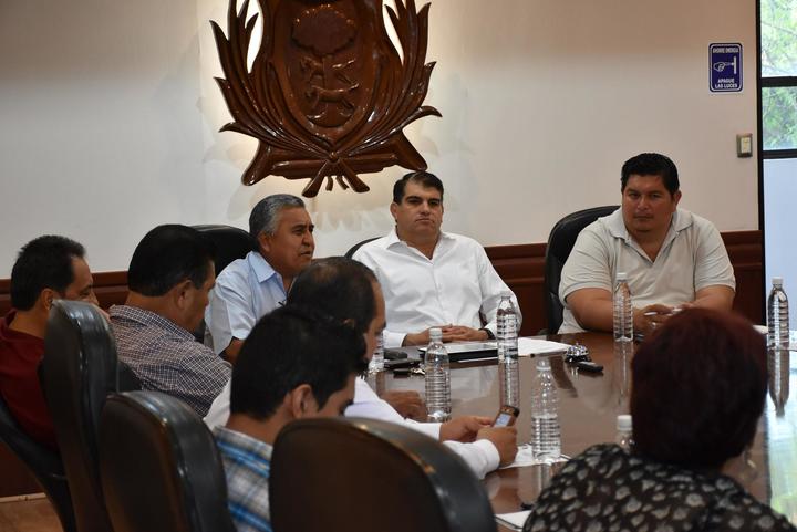 Apoya Cabildo a alcalde en conflicto