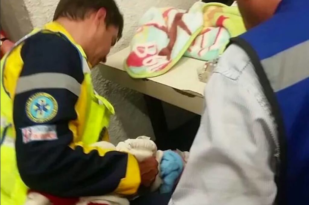 Paramédico no logra salvar a bebé en el Metro Hidalgo