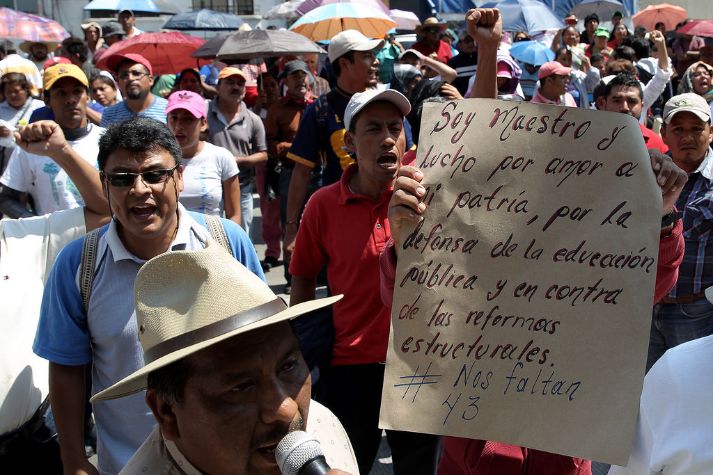 Suman 10 cierres viales y una marcha en la CDMX en apoyo a la CNTE