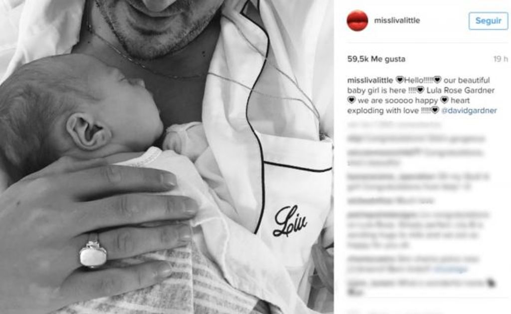 Liv Tyler presenta a su hija Lula Rose