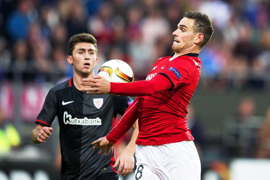 Tottenham ficha al delantero holandés Janssen por 22 millones