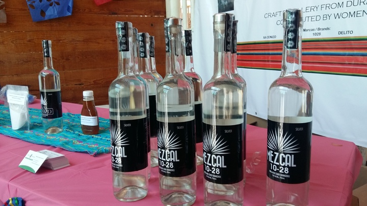 Degustando mezcal