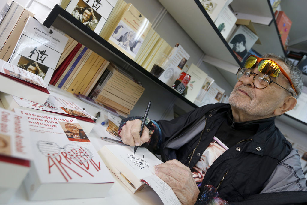 1932: Nace Fernando Arrabal, controvertido escritor y cineasta español