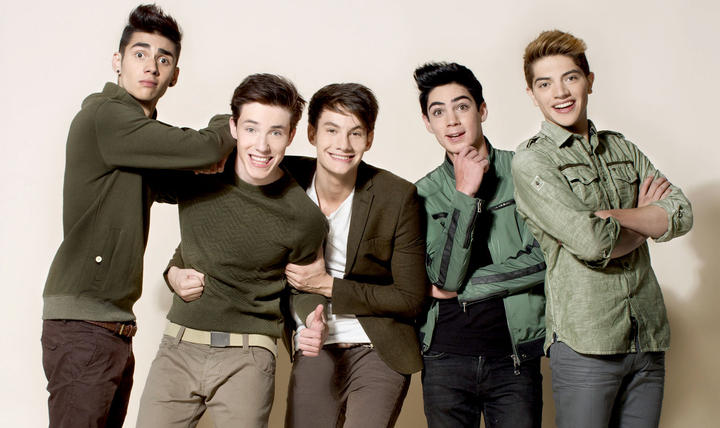 CD9 y Dulce María en los Kids Choice