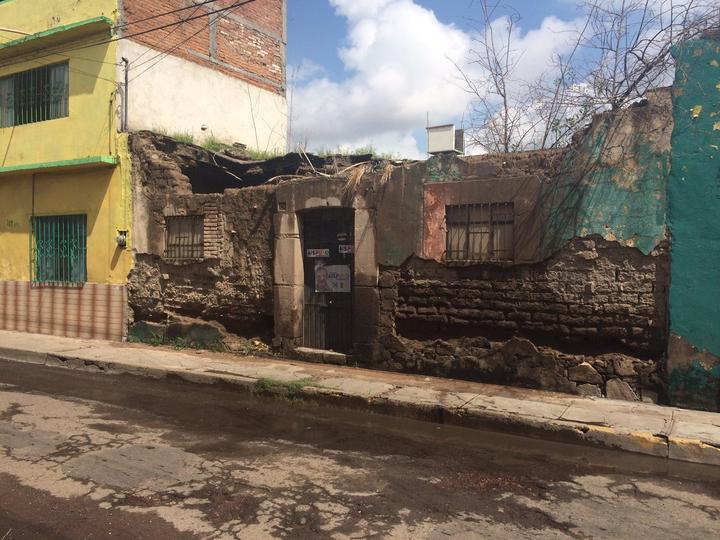 Detectan fincas en riesgo por lluvias en Centro Histórico