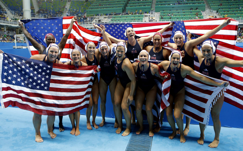 Estados Unidos gana medalla de oro en polo acuático