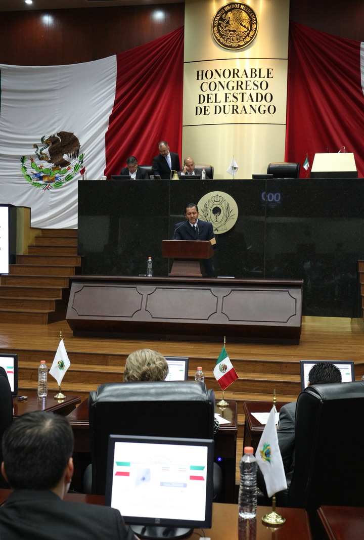 Diputados quedaron a deber: IMD