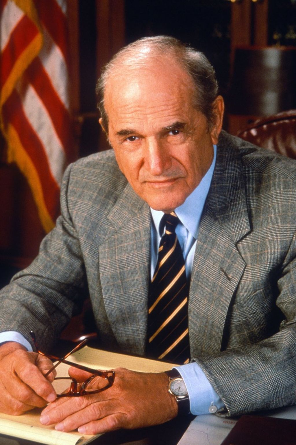 Muere Steven Hill, actor de La Ley y el Orden