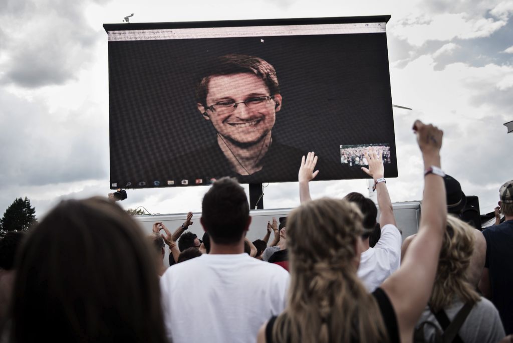 Hablará Snowden vía satélite en preestreno de su 'biopic'