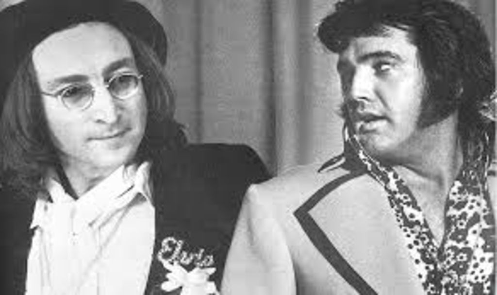 1965: The Beatles visita a Elvis Presley