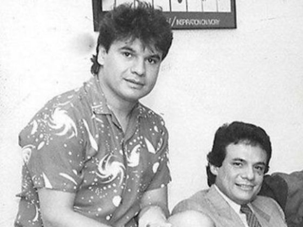 Recuerda José José a Juan Gabriel con Lo pasado, pasado