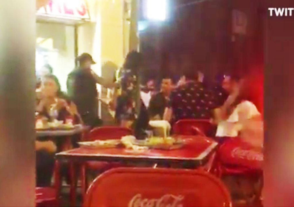 Taquería se vuelve famosa en NL tras escándalo de pareja