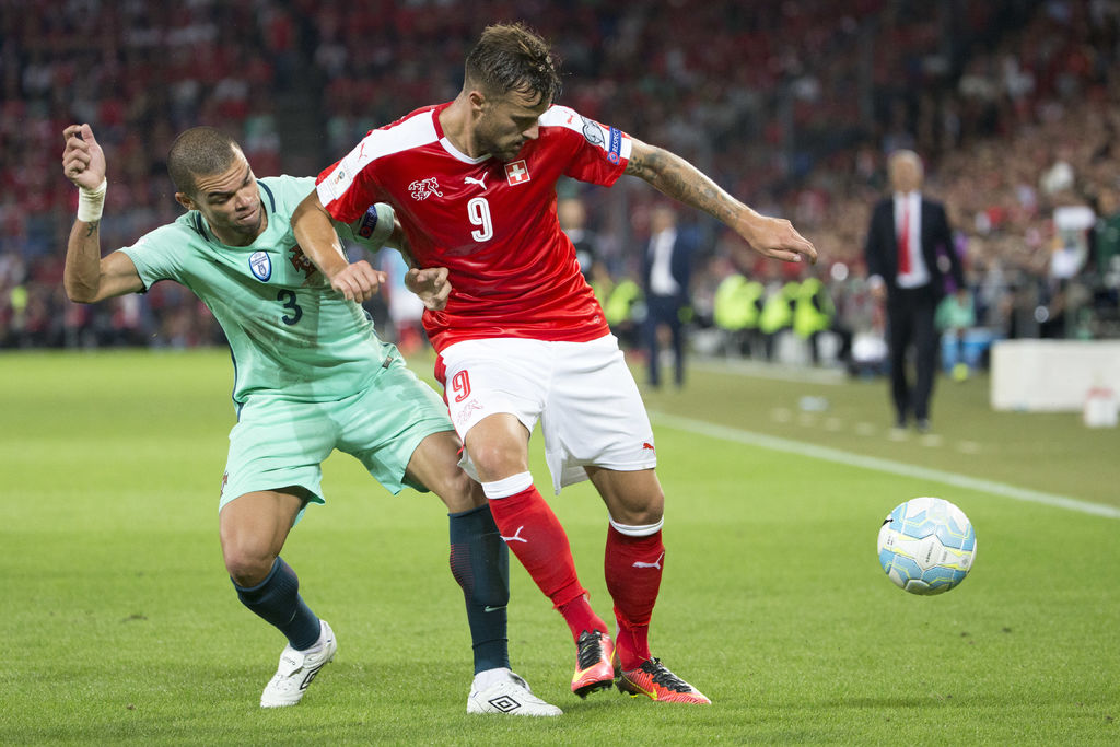 Tropieza Portugal 2-0 ante Suiza