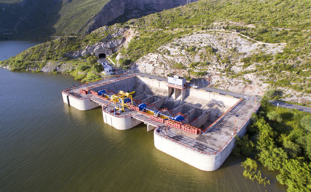 Cierran compuertas de la presa Francisco Zarco