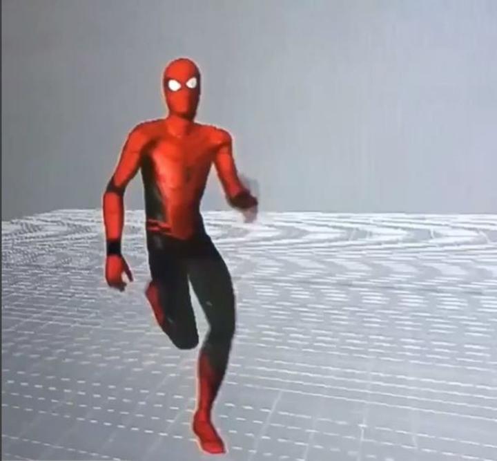 'Spider-Man baila al ritmo de Daft Punk